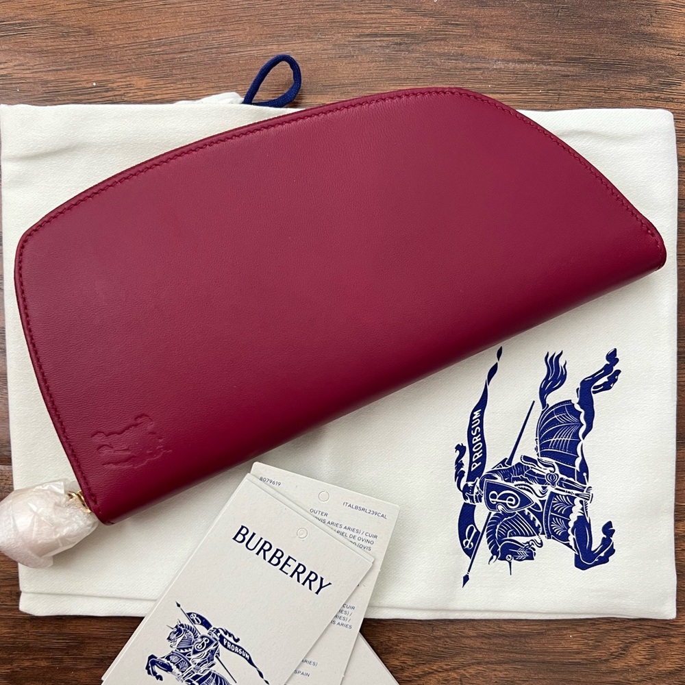 - BURBERRY~ Large Shield Leather Zip Wallet